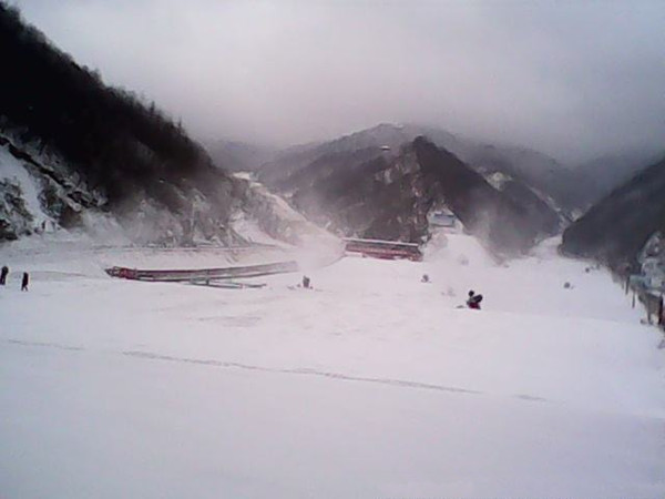 洛阳伏牛山四季滑雪度假乐园