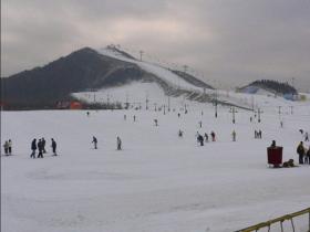 辽宁沈阳棋盘山滑雪场