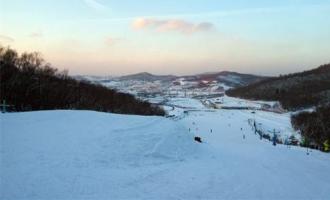 吉林铭山绿洲滑雪场