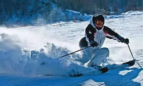 冰雪旅游产业