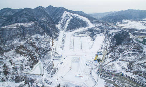 铜川照金国际滑雪场