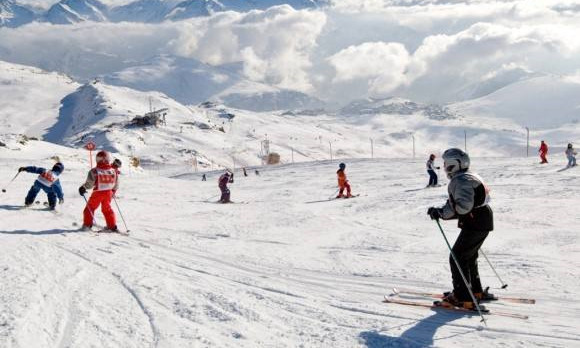 吉林加强冰雪经济冰雪产业研究