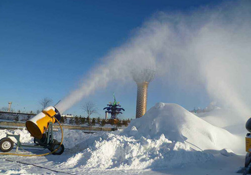 室外滑雪场造雪机