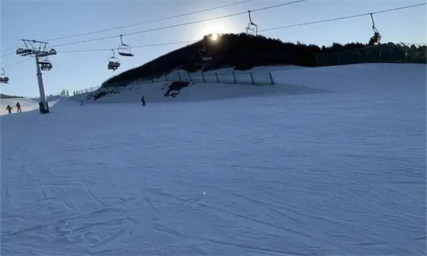 室外滑雪场基本投资