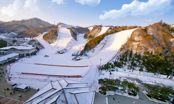 滑雪场建设