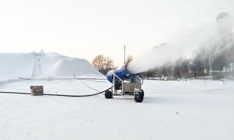 一般的滑雪场造雪机造多厚的雪能营业